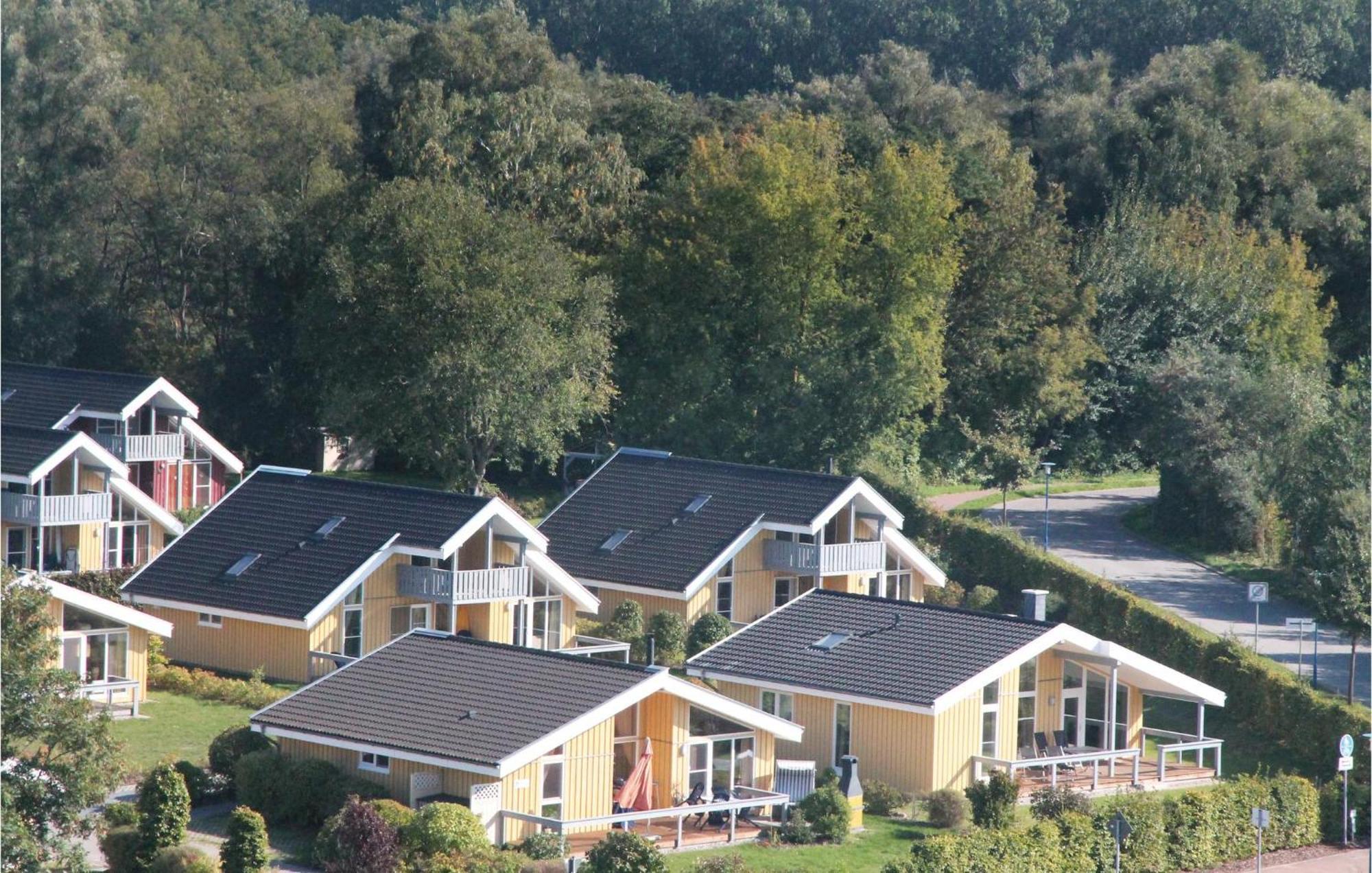 Nice Home In Rechlin With Sauna Buitenkant foto
